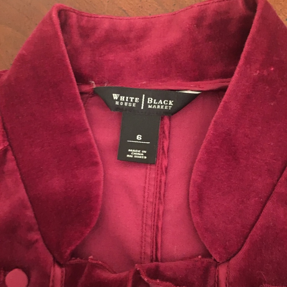 White House Black Market Burgundy Velvet Jacket - Picture 7 of 9